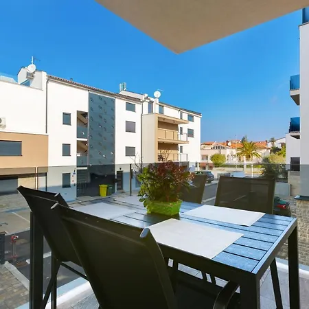 Alex & Betty * Medulin