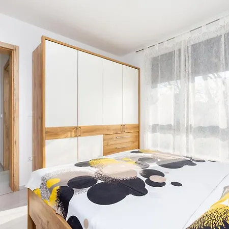 Alex & Betty * Medulin