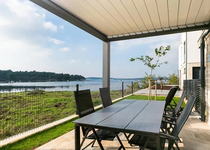 Apartman Alex & Betty Medulin