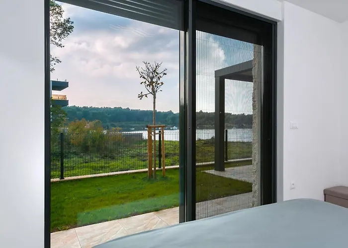 Alex & Betty Apartman *