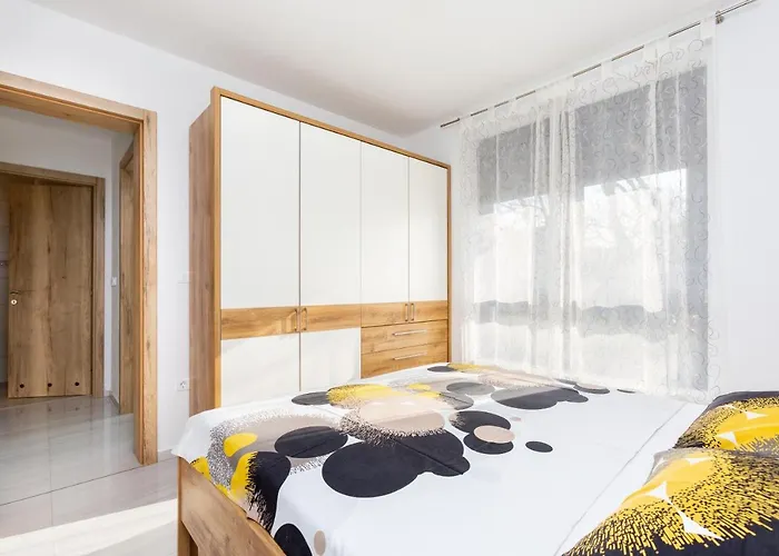 Alex & Betty * Medulin