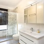 Alex & Betty Апартаменты